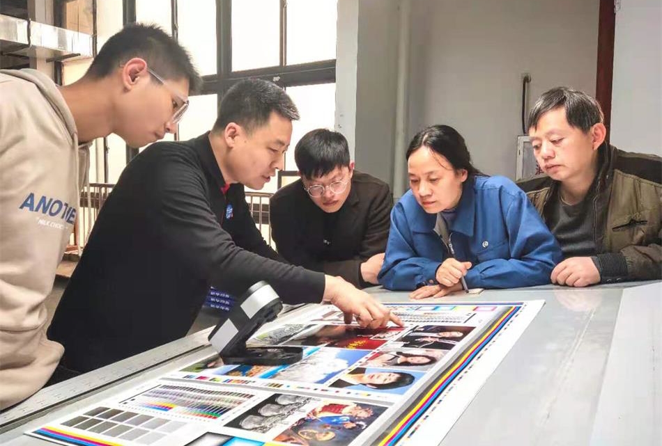 凝心聚力(li)，向标準化、數據(jù)化和規範化邁(mài)進